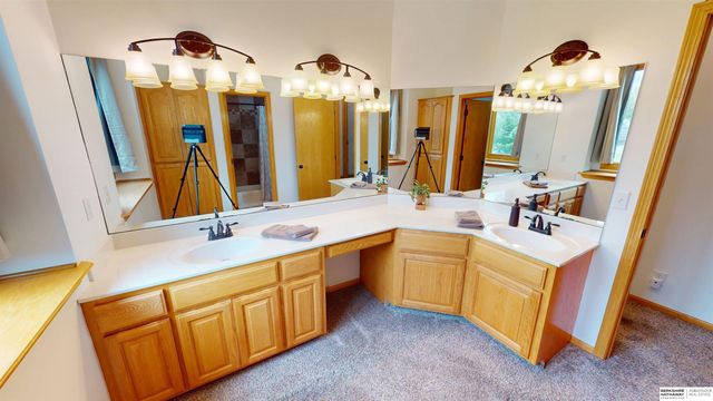 17227 Cattle Gate Lane, Kennard, NE 68034