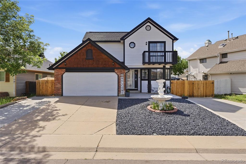 4331 Del Rio Court, Denver, CO 80239