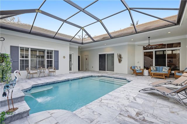 9064 Englewood Court, Vero Beach, FL 32963