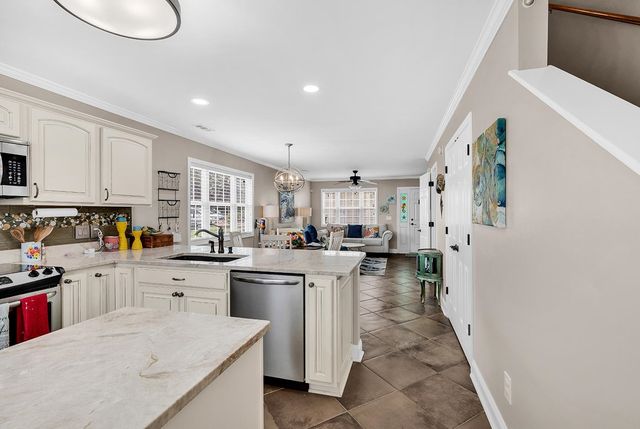101 Barnwell St Apt 37E, North Myrtle Beach, SC 29582