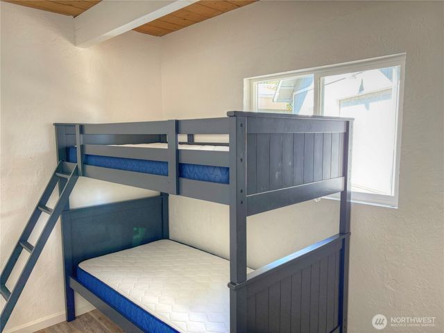 81 E Panorama Way, Grapeview, WA 98546