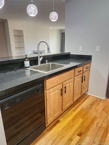 1549 S Hill Boulevard, Bloomfield Hills, MI 48304