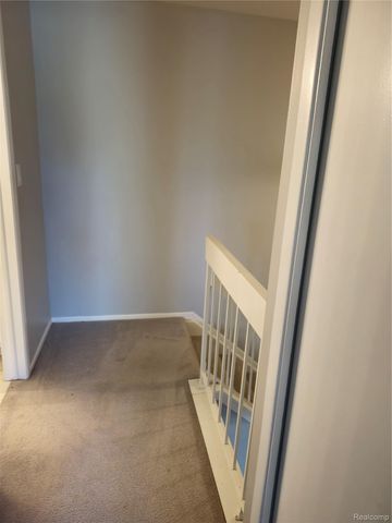 1549 S Hill Boulevard, Bloomfield Hills, MI 48304