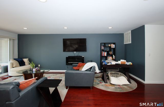 14 Harbour Close 14, New Haven, CT 06519