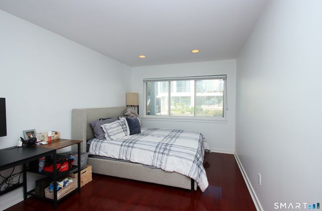 14 Harbour Close 14, New Haven, CT 06519