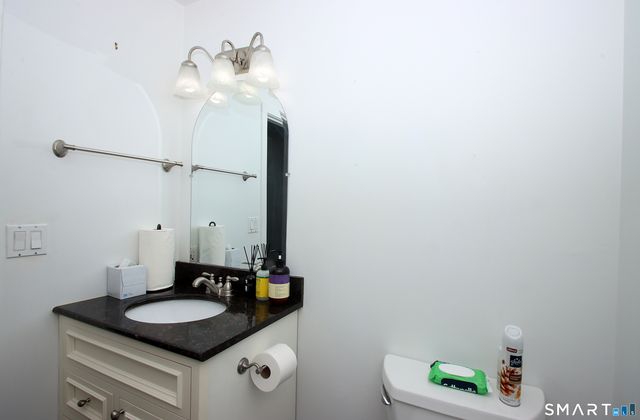 14 Harbour Close 14, New Haven, CT 06519