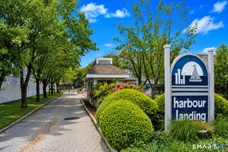 14 Harbour Close 14, New Haven, CT 06519
