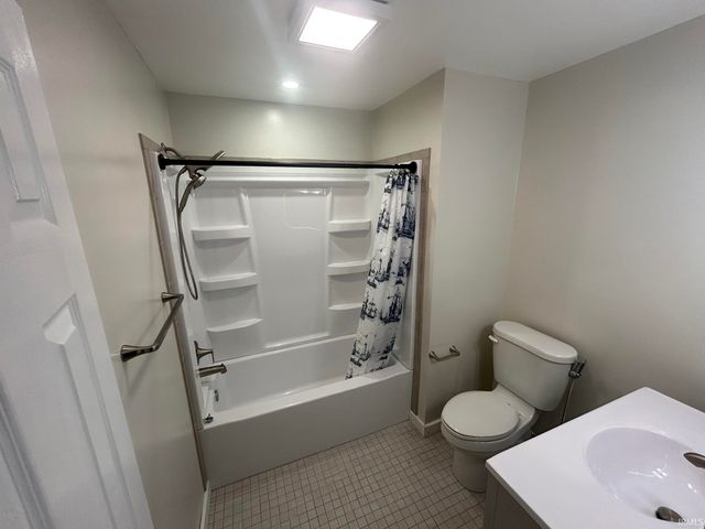 6737 N Bottom Road, Bloomington, IN 47404