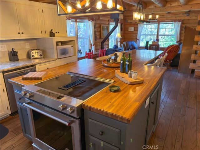 2505 Brentwood Place, Pine Mountain Club, CA 93222