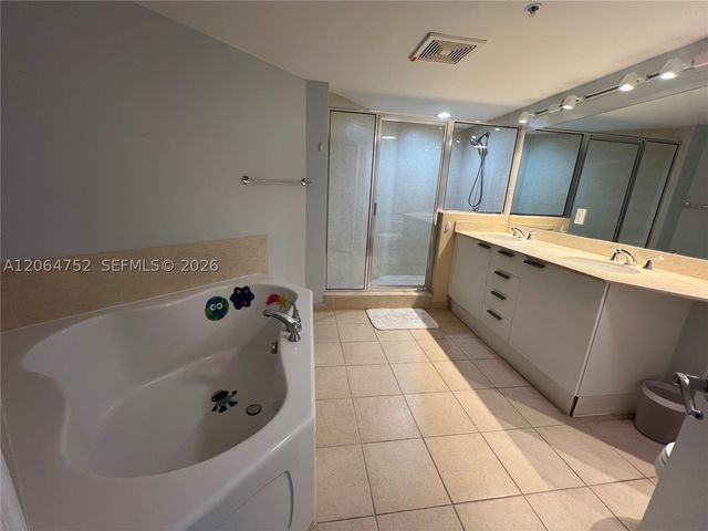 16699 Collins Ave 1202, Sunny Isles Beach, FL 33160