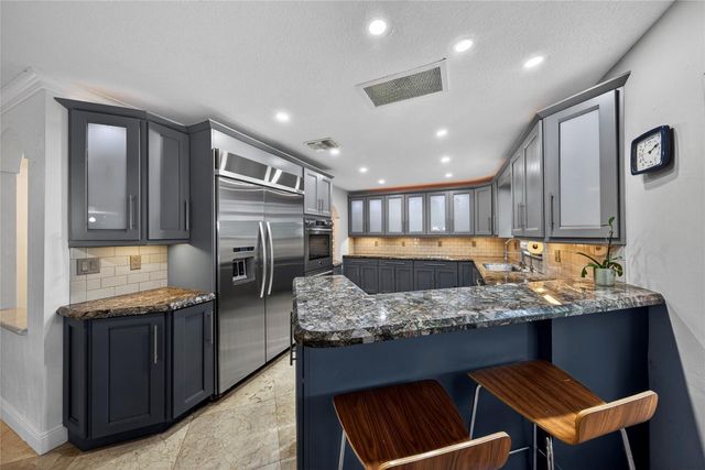 629 Kensington Place, Wilton Manors, FL 33305