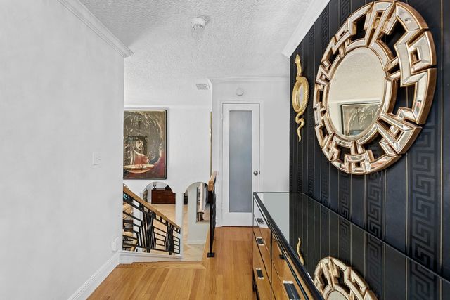 629 Kensington Place, Wilton Manors, FL 33305