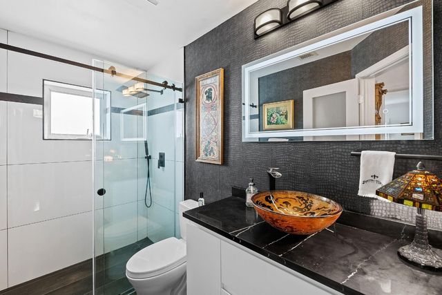 629 Kensington Place, Wilton Manors, FL 33305