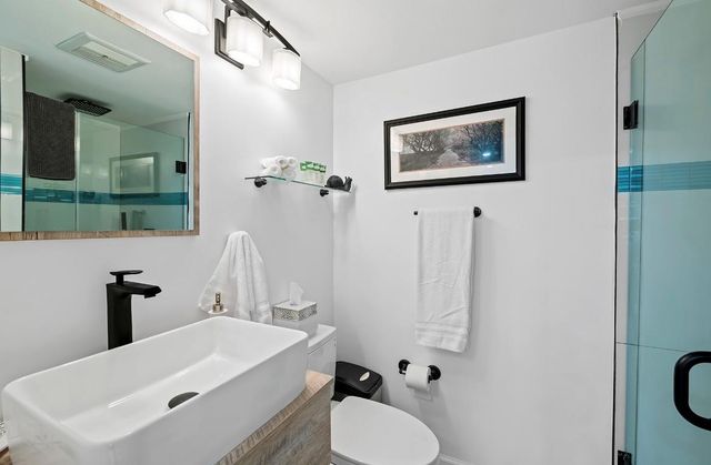 629 Kensington Place, Wilton Manors, FL 33305