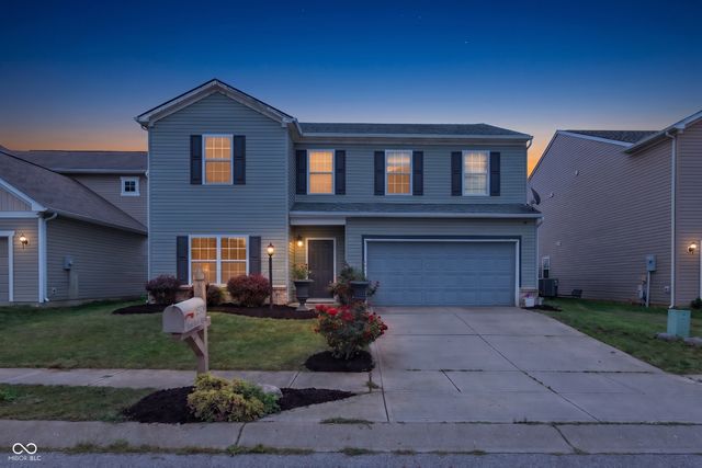 15108 Royal Grove Drive, Noblesville, IN 46060