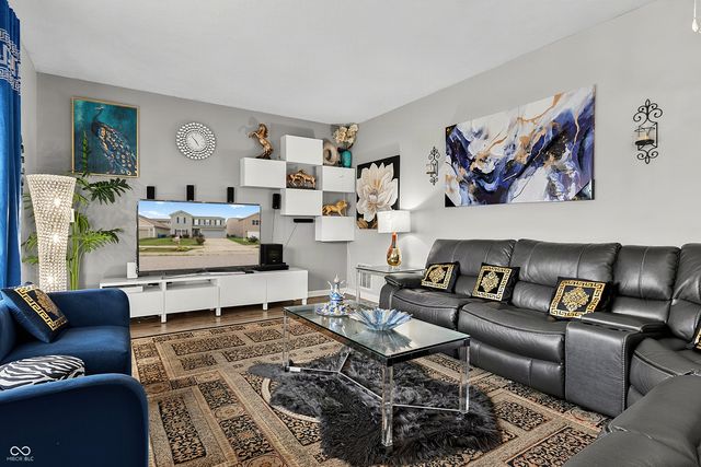 15108 Royal Grove Drive, Noblesville, IN 46060