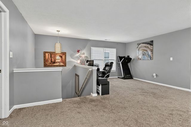 15108 Royal Grove Drive, Noblesville, IN 46060
