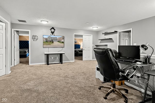 15108 Royal Grove Drive, Noblesville, IN 46060