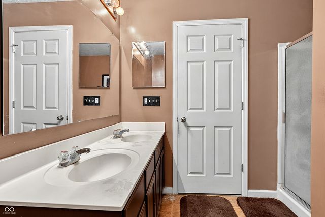 15108 Royal Grove Drive, Noblesville, IN 46060