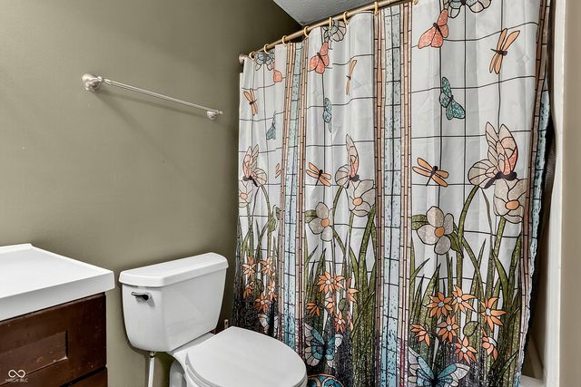 15108 Royal Grove Drive, Noblesville, IN 46060