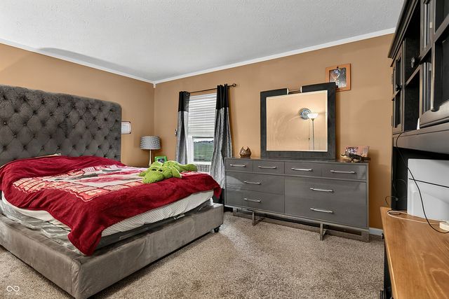 15108 Royal Grove Drive, Noblesville, IN 46060