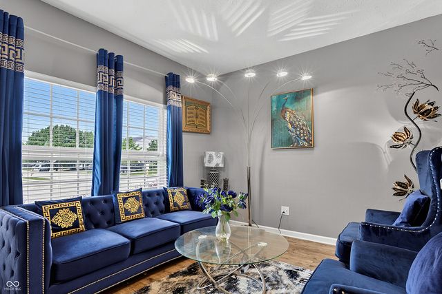 15108 Royal Grove Drive, Noblesville, IN 46060