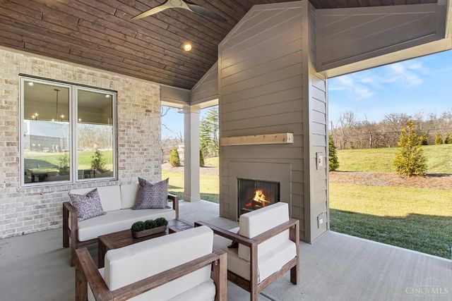 6956 Shadow Ridge Road, Anderson Twp, OH 45230