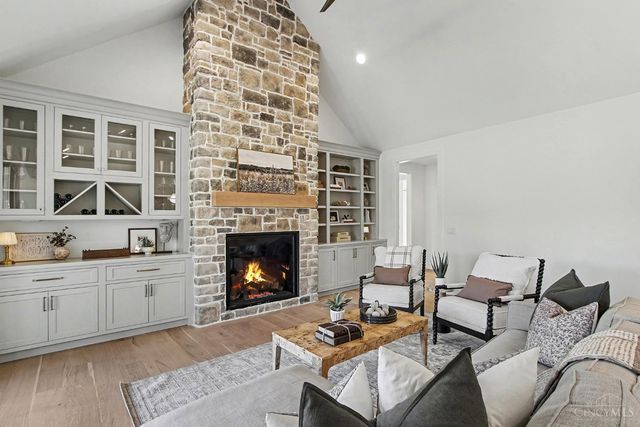 6956 Shadow Ridge Road, Anderson Twp, OH 45230