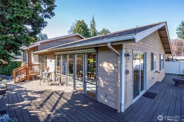 8401 Amber Drive SW, Lakewood, WA 98498