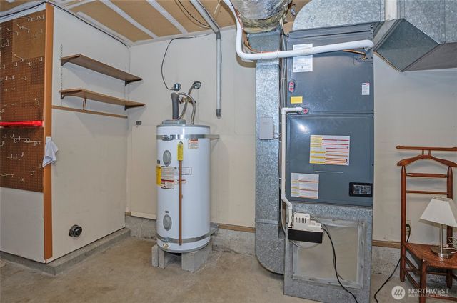 8401 Amber Drive SW, Lakewood, WA 98498