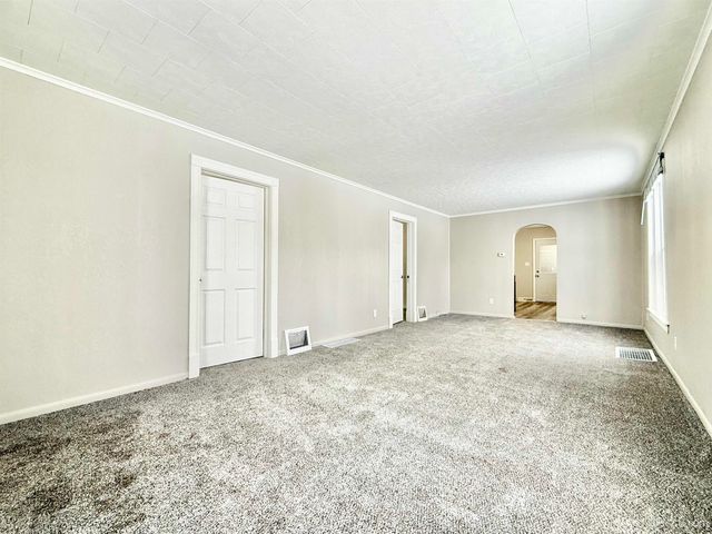 1031 Sheridan Road, Escanaba, MI 49829