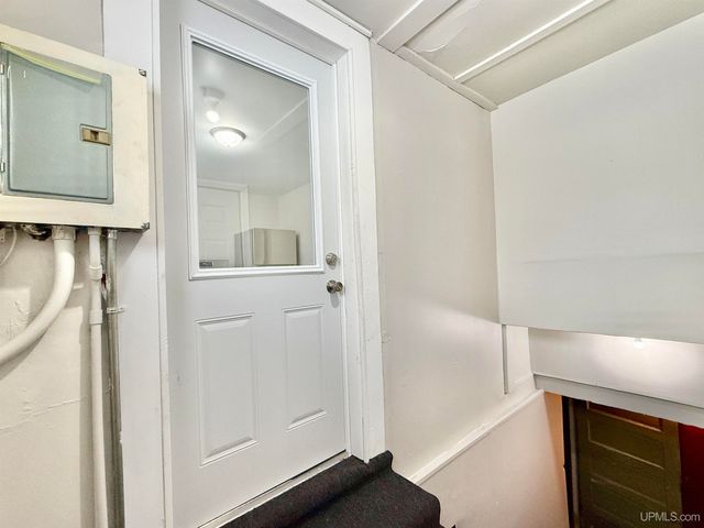 1031 Sheridan Road, Escanaba, MI 49829