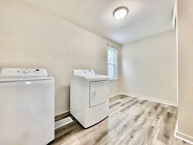 1031 Sheridan Road, Escanaba, MI 49829