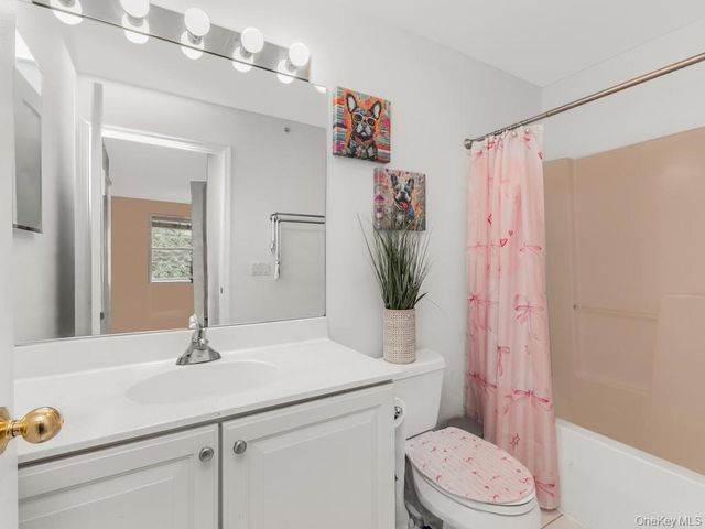 1611 Half Moon Bay Drive, Croton-on-hudson, NY 10520