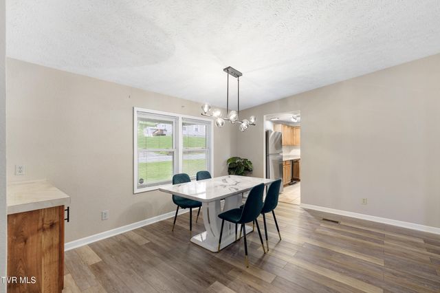 513 Southeast Central Street, Coeburn, VA 24230