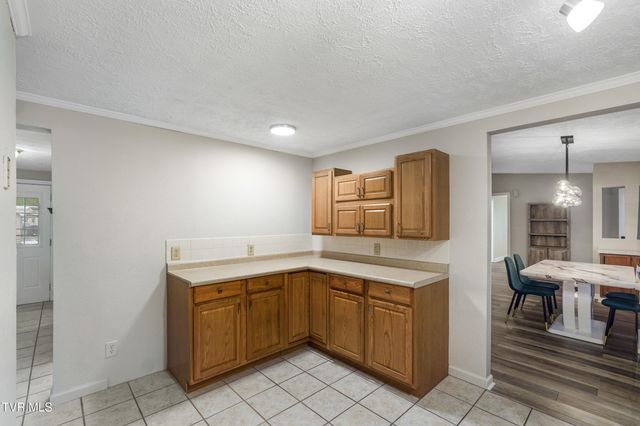 513 Southeast Central Street, Coeburn, VA 24230