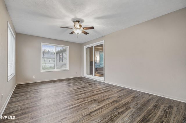 513 Southeast Central Street, Coeburn, VA 24230