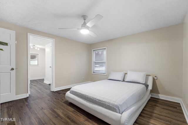 513 Southeast Central Street, Coeburn, VA 24230