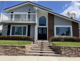 1926 W West Wind, Santa Ana, CA 92704