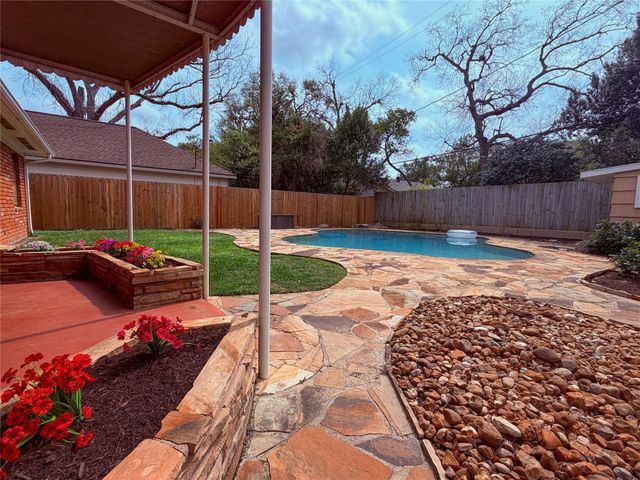 9917 Cedardale Drive, Houston, TX 77055