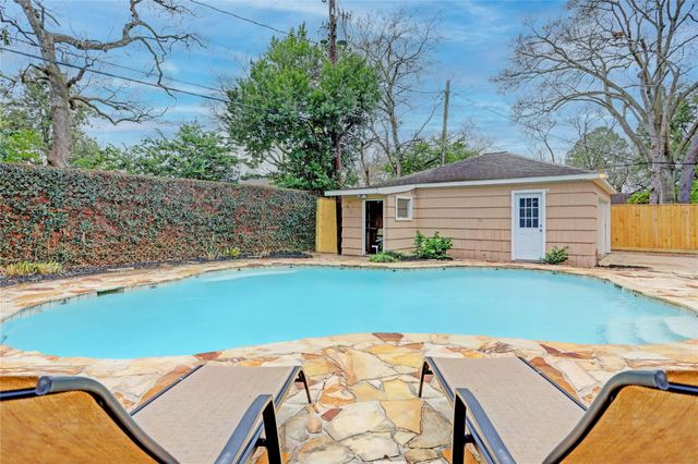 9917 Cedardale Drive, Houston, TX 77055