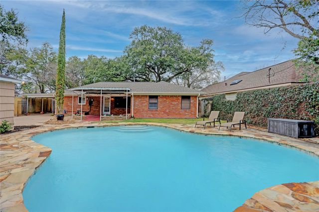 9917 Cedardale Drive, Houston, TX 77055