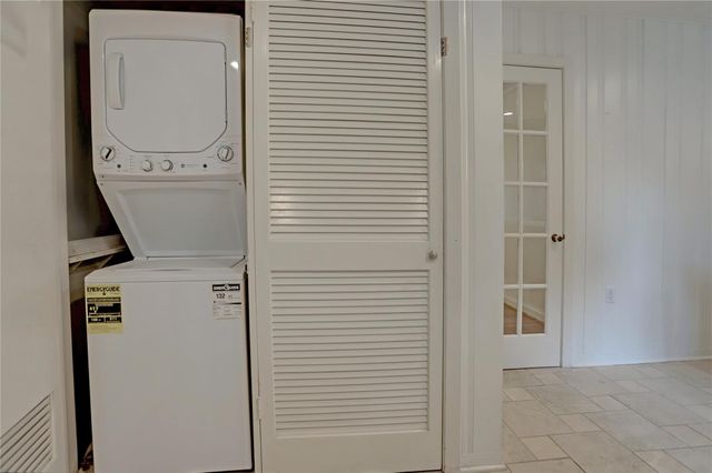 9917 Cedardale Drive, Houston, TX 77055