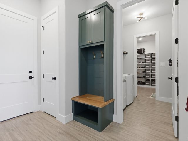 2032 Little Valley Court, Weatherford, TX 76087