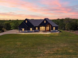 2032 Little Valley Court, Weatherford, TX 76087