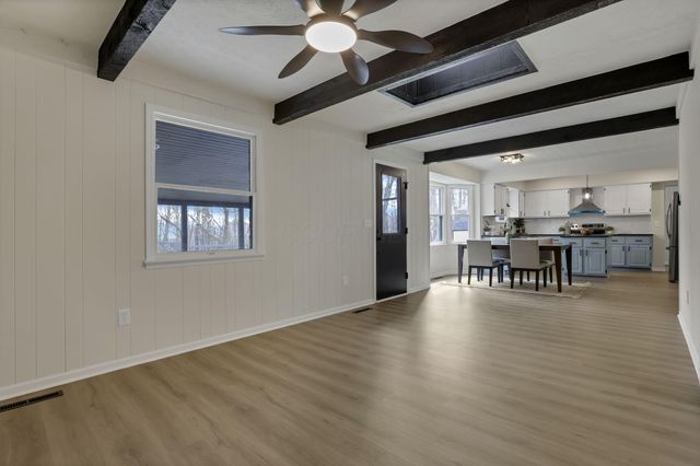 5289 Hazelton-Etna Road SW, Pataskala, OH 43062