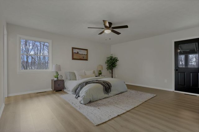 5289 Hazelton-Etna Road SW, Pataskala, OH 43062