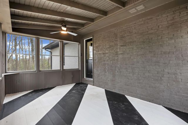 5289 Hazelton-Etna Road SW, Pataskala, OH 43062