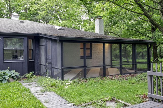 5289 Hazelton-Etna Road SW, Pataskala, OH 43062