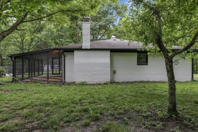 5289 Hazelton-Etna Road SW, Pataskala, OH 43062
